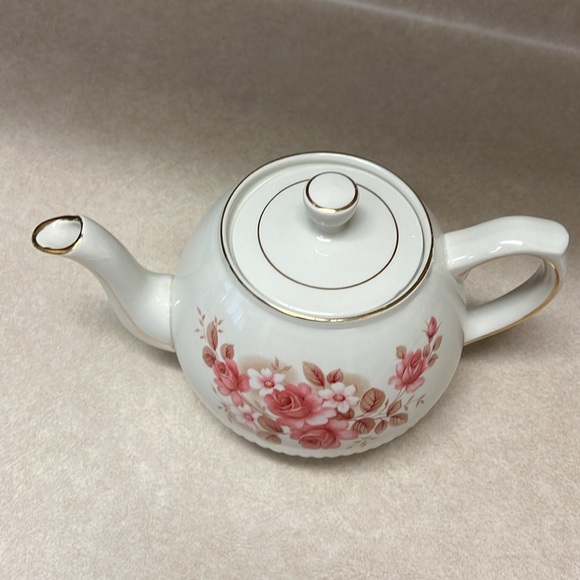 Floral White Teapot with Pink Roses - Picture 2 of 5